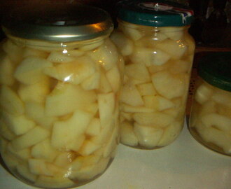 Äpplen i sockerlag, konserverade eller styckfrysta
