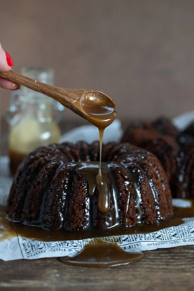 Sticky toffee pudding