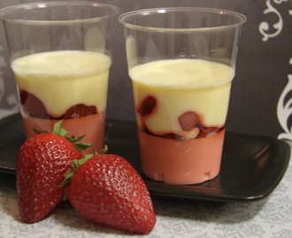 Vanilj, jordgubb och lime panacotta i 4 lager.