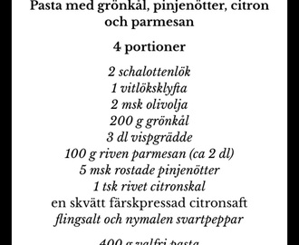 Pasta med grönkål, citron, parmesan och pinjenötter