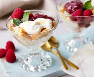 Pannkaksefterrätt med lemoncurd och hallon