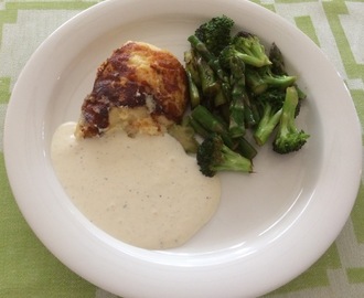 Stekt polenta med sparris och broccoli