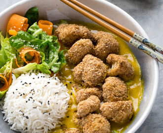 Katsu Curry with Cauliflower Nuggets