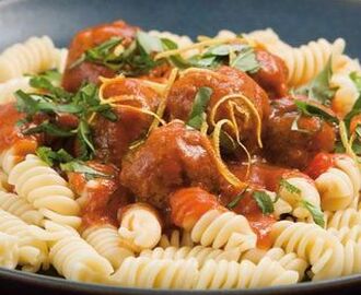 Italienska köttbullar i tomatsås