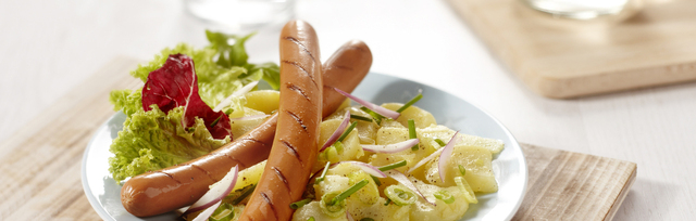 Wienerkorv med potatissallad & senapsvinaigrette