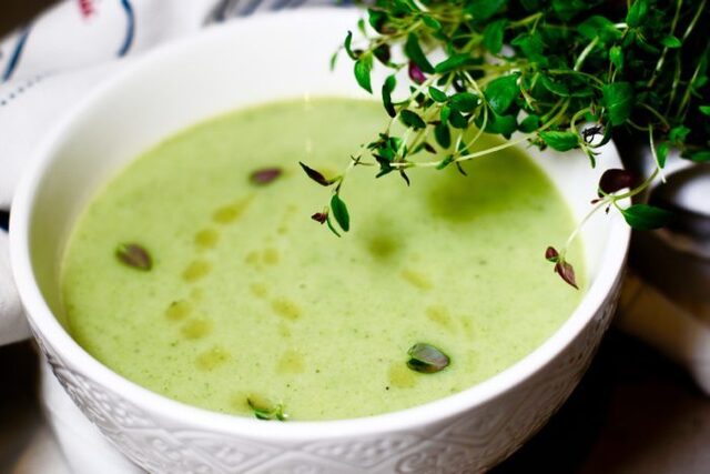 Godaste broccolisoppan på bara 10 min