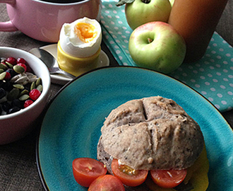 Lyxig helgfrukost med glutenfria bovete-scones