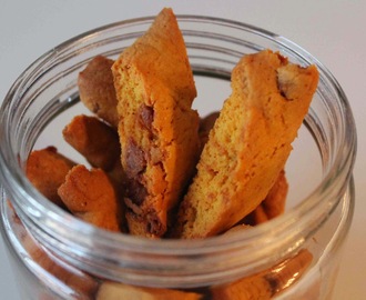 Saffransbiscotti med vit choklad