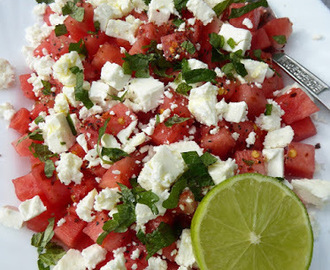 Kebabkryddad färs med melon- och fetaostsallad