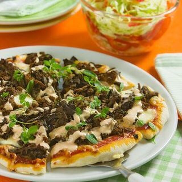 Pizza med älgskav och kebabdressing