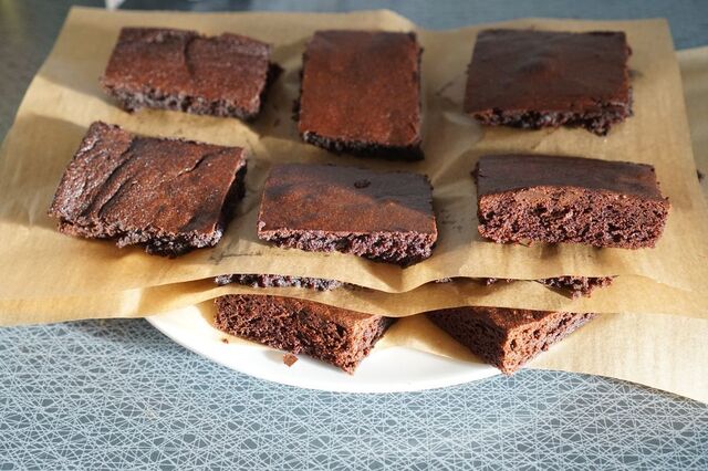 Bakklubben bakar brownies