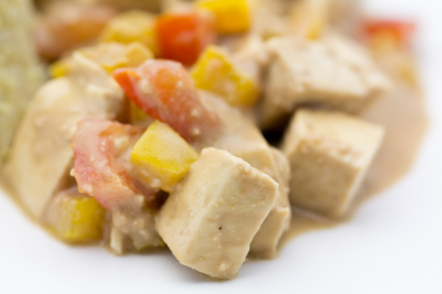 Tofu in Peanut Sauce