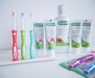 Vi testar ny tandborste och tandkräm!