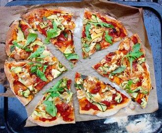 Glutenfri pizza med getost och zucchini