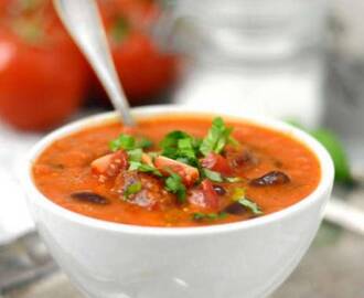 Mustig soppa med chorizo och bönor