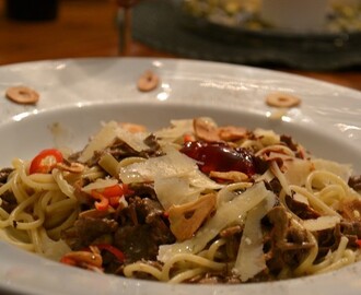 Pasta med renskav och rostad vitlök!