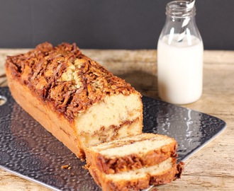 Apple Cinnamon Bread