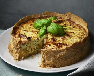 Lotta Lundgren - Färskpotatispaj med ricotta och pesto