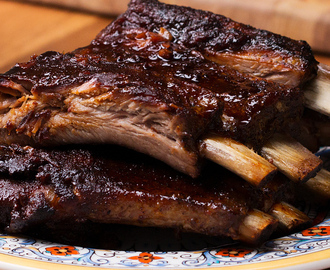 Easy Honey Garlic Slow Cooker Ribs