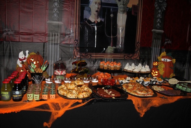 VÅRAT STORA HALLOWEEN DESSERTBORD