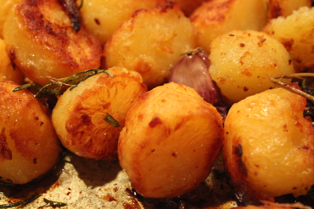 Den perfekta, frasiga, helstekta potatisen