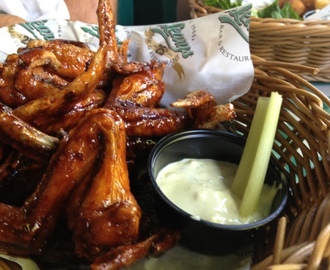 Olearys Djurgården och chicken wings !