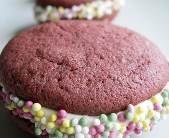 Red Velvet Whoopie Pie