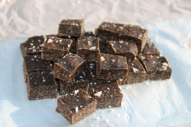 Raw Lakritsfudge