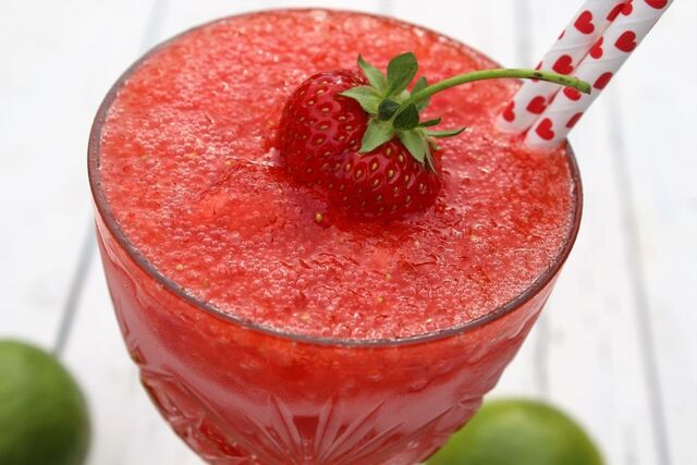 Frozen strawberry daiquiri