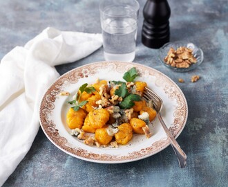 Gnocchi av ugnsrostad pumpa med gorgonzola