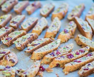 Biscotti med citron och tranbär