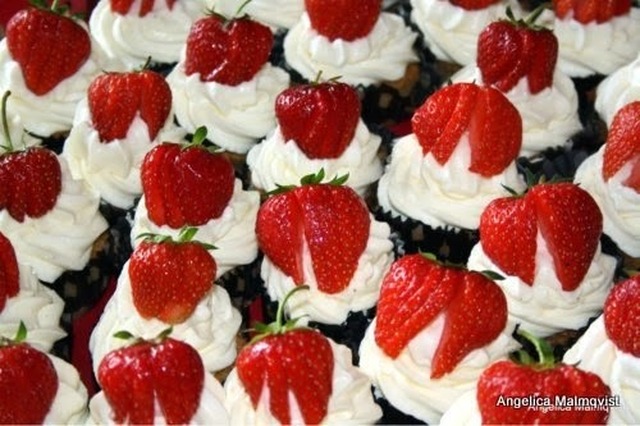 Lite tårt- & cupcakesbilder från sommaren som gått ;-)