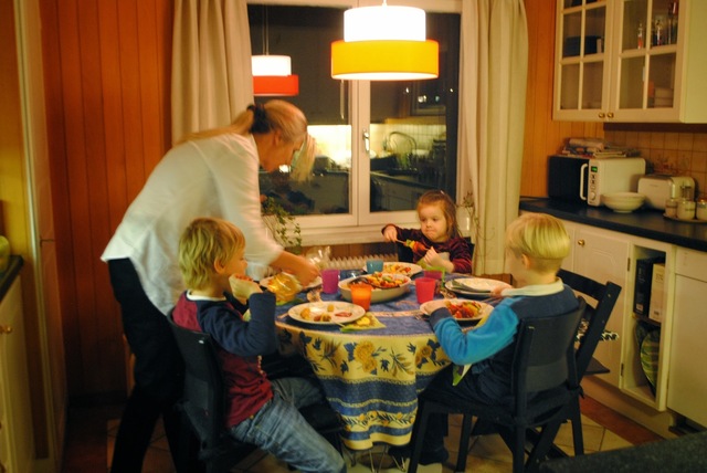 Middag hemma hos familjen F-J