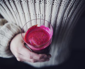 Rödbetsjuice med ingefära och äpple