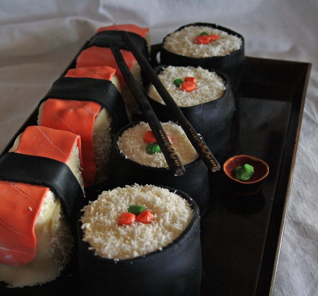 "Sushi"-bakelser till Ninni!