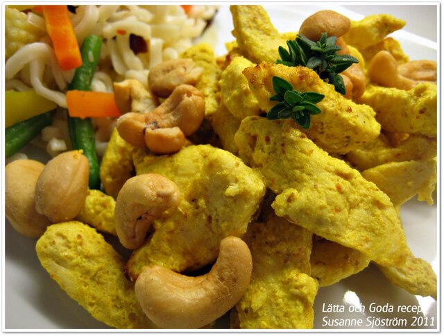 Curry- och vitlöksmarinerad kyckling