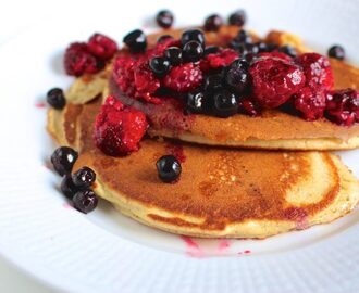 Fluffiga frukostpannkakor med havre och mandel (glutenfritt, mjölkfritt)