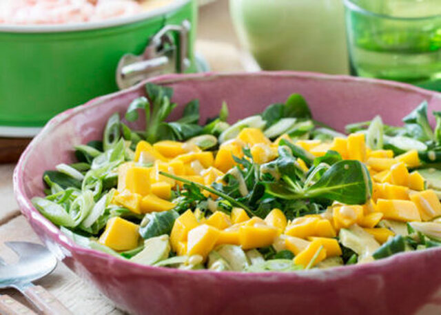 Sallad med avokado och mango