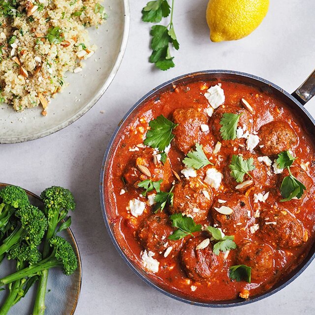 Köttbullar i tomatsås