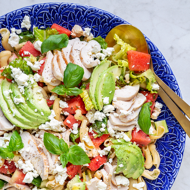 Pastasallad med kyckling, vattenmelon och fetaost