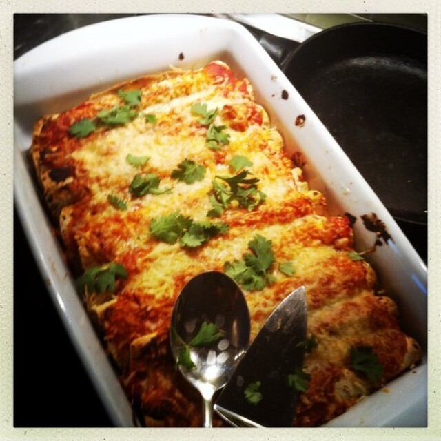 Enchiladas med svarta bönor, butternutsquash och råris