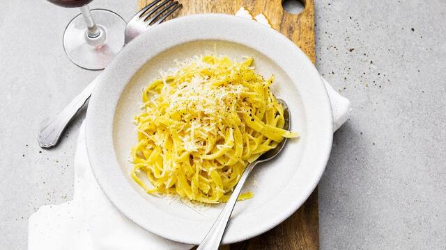 Pasta Alfredo - klassisk och lättlagad italiensk pastarätt