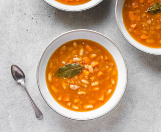 Cannellini bean soup