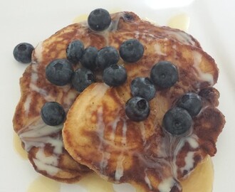 American Pancakes med färska blåbär & sirap