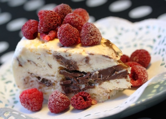 Semifreddo - med Nutella och hallon