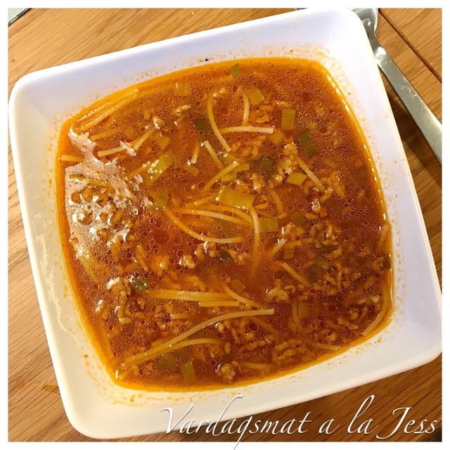 ”Spagetti och köttfärssås”-soppa
