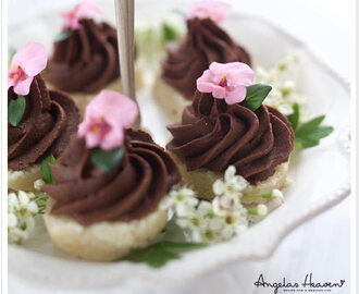 Nyttig rawfoodbakelse med chokladmousse