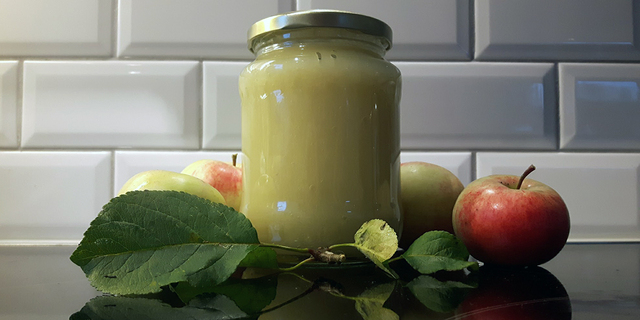 Äppelkräm – Recept på superenkel, ekologisk, äppelkräm!