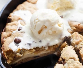 Cheesecake Stuffed Chocolate Chip Skillet Cookie