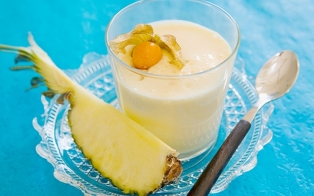 Smoothie med mango och ananas